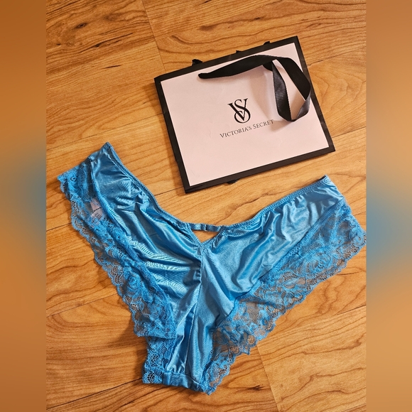 Sold - Picture 3 of 6